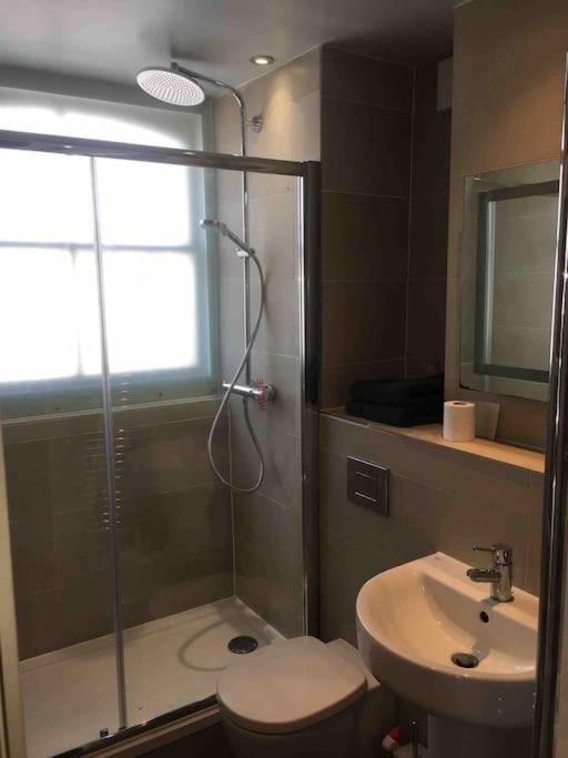 Charming Apartment In Deal Near The Beach & Town Eksteriør bilde